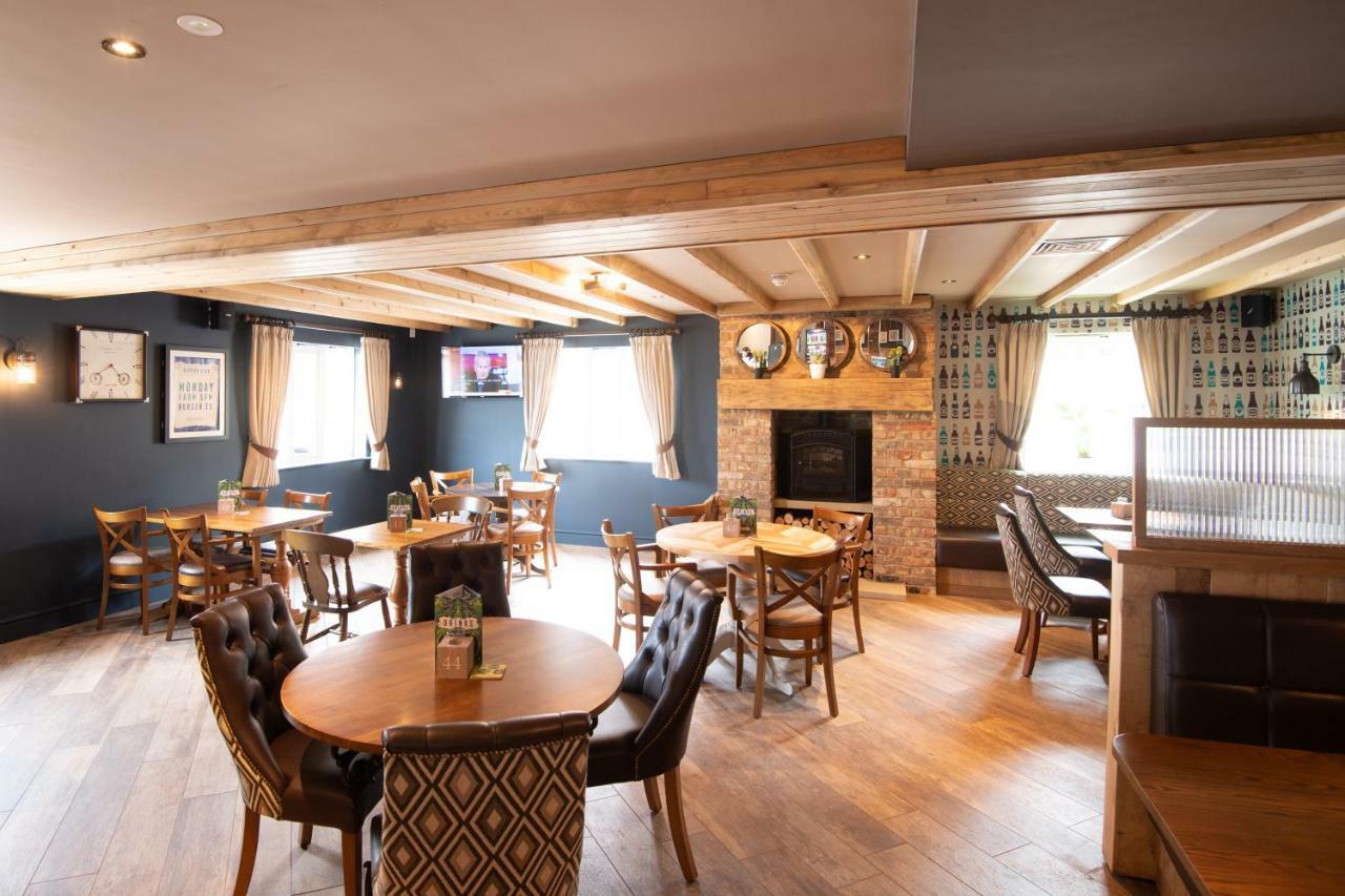 Paisley Pear, Brackley By Marston'S Inns Eksteriør billede